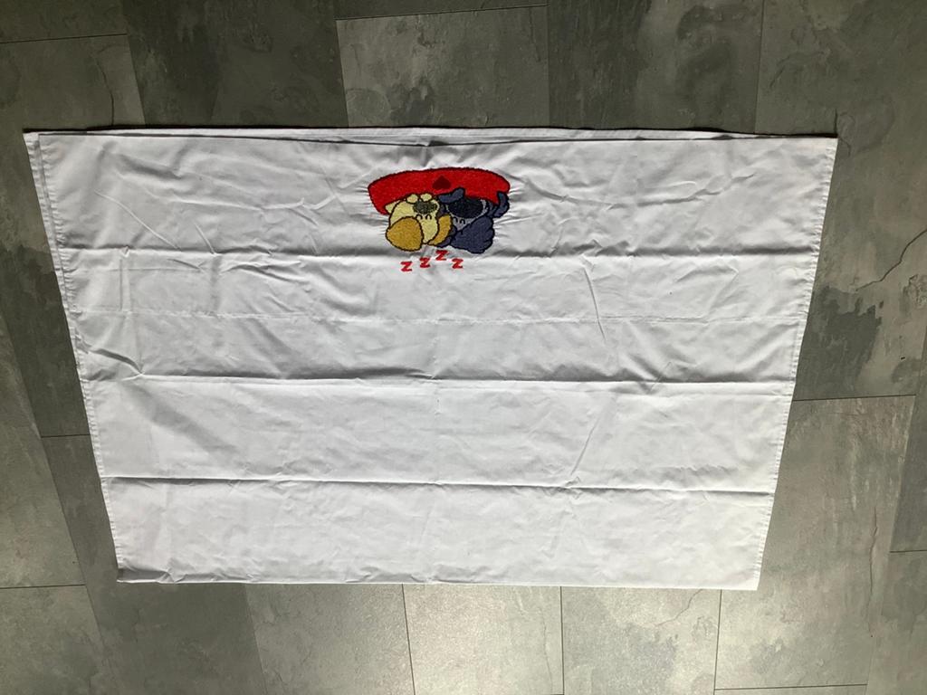 Te koop  geborduurde woezel en pip laken, Ophalen of Verzenden