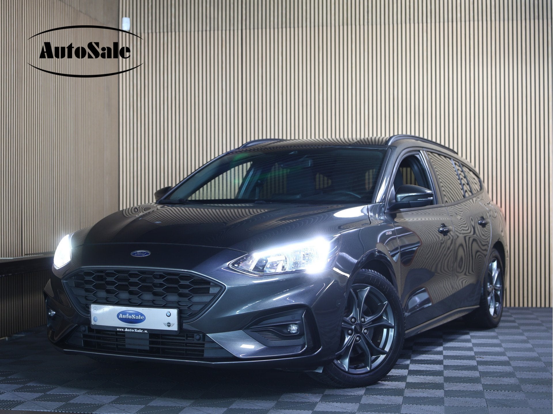 Ford FOCUS Wagon 1.0 EcoBoost ST line AUTOM NAVI B&O ACC CAM, Auto's, Gebruikt, Zwart, Leder en Stof, Automatische klimaatregeling