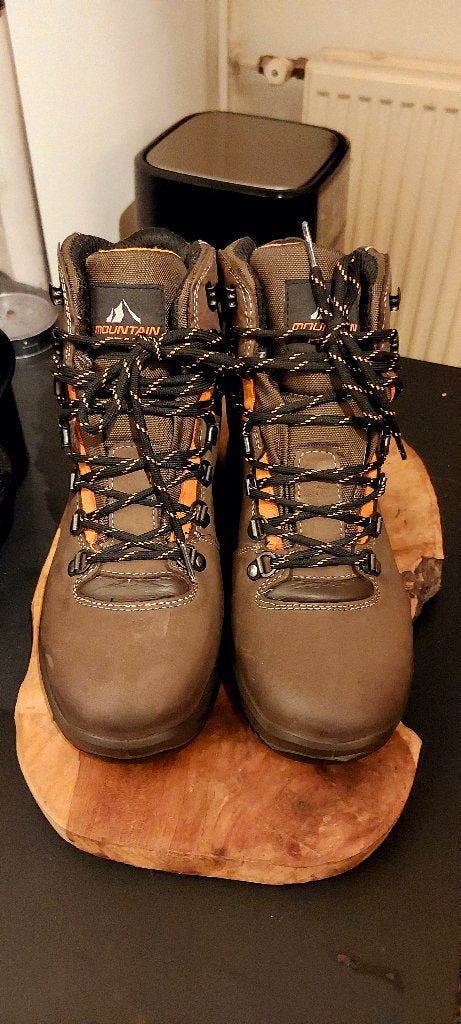 Stevige  nieuwe  wandelschoen maat41, Bruin, Nieuw, Mountain Peak, Wandelschoenen
