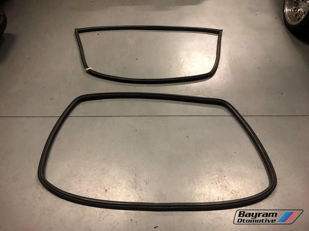 Bmw E30 raam rubber voorruit en achterruit coupe 3-serie m3, Auto-onderdelen, Carrosserie en Plaatwerk, BMW, Gebruikt, Ophalen of Verzenden