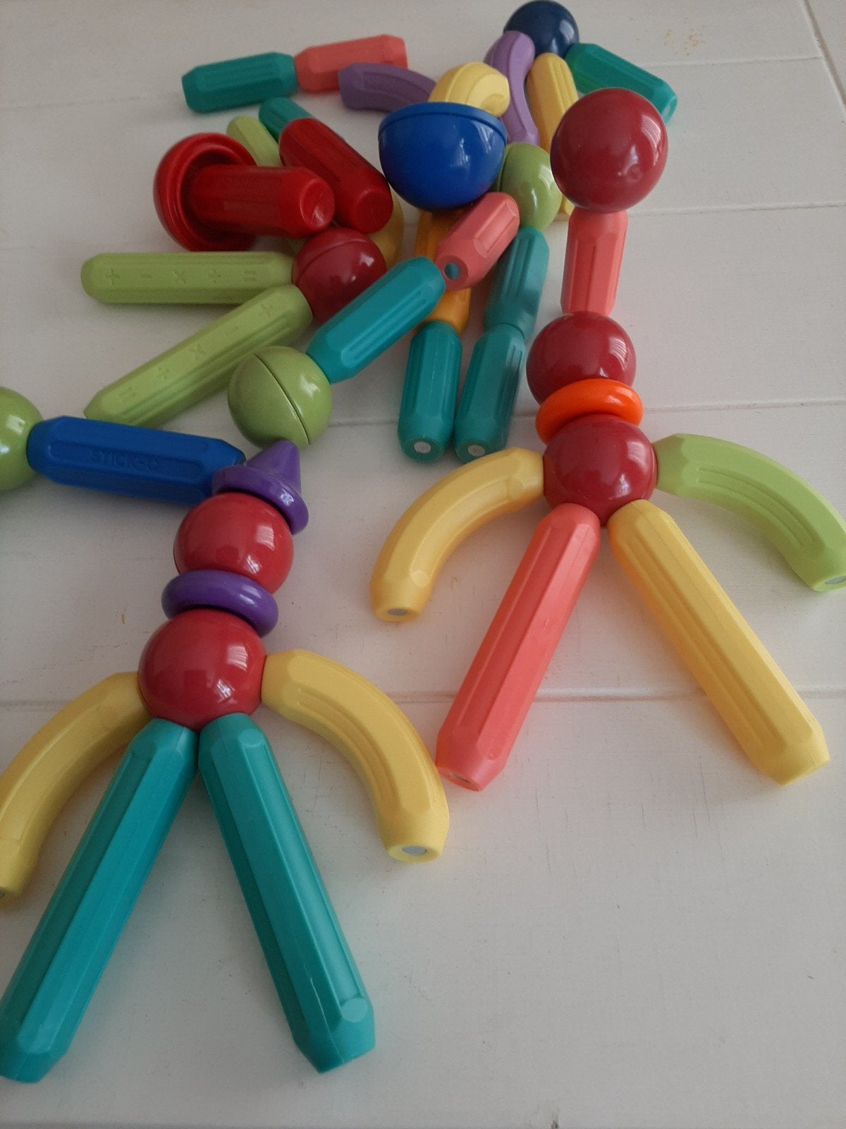 Magneet staven en ballen 53 stuks, Ophalen of Verzenden, Gebruikt, Bouwen