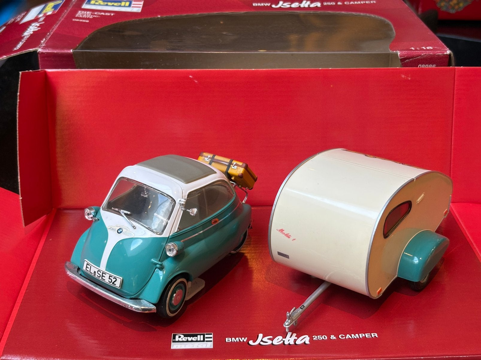 BMW Isetta + Caravan 1:18 Revell, Ophalen of Verzenden, Zo goed als nieuw, Revell