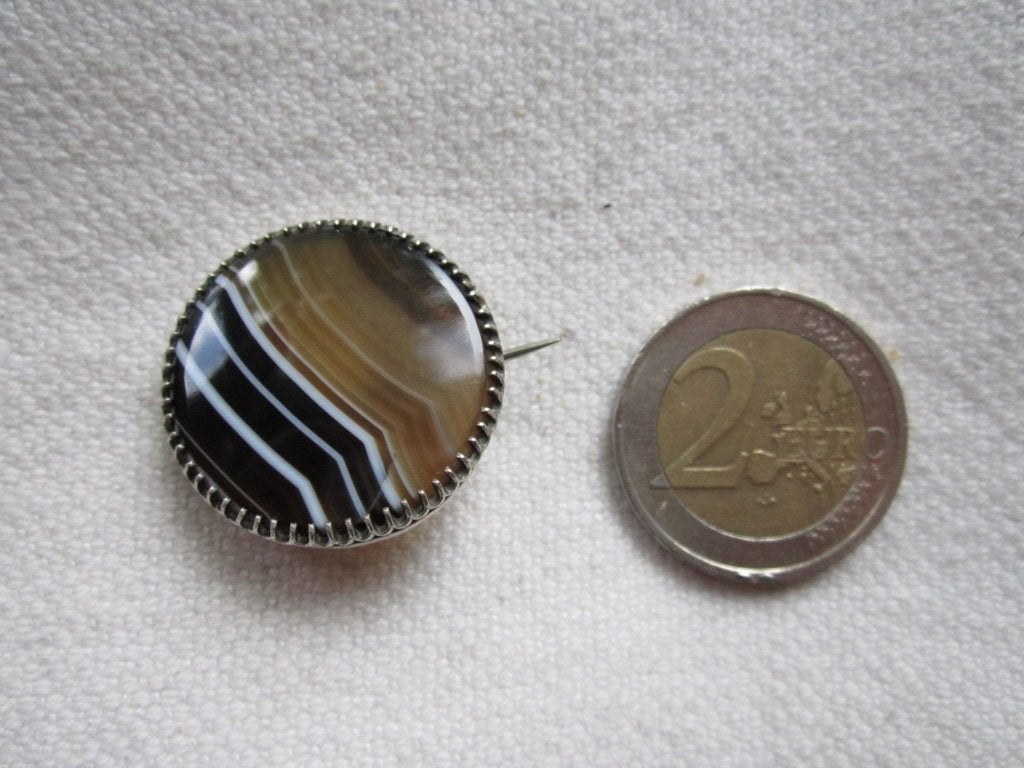 28.  Schiterende oude broche,  zilver, Ophalen, Overige materialen, Broche