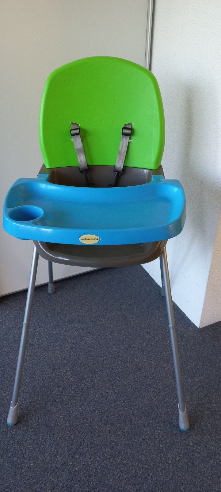 kunststof kinderstoel, Ophalen, Zo goed als nieuw, Meegroeistoel, Gordel(s)
