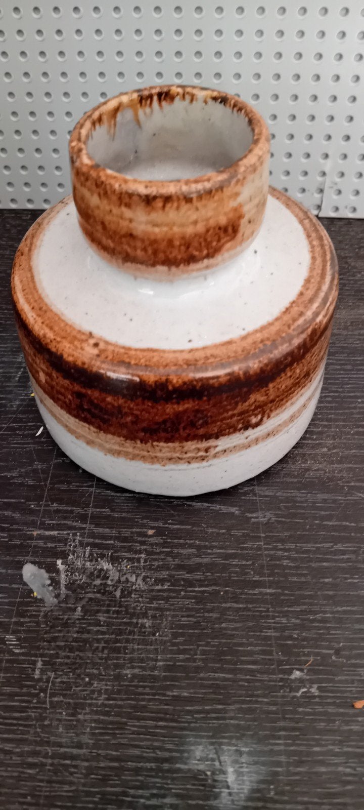 ZAALBERG. Mooi vintage vaasje jaren '70, Bruin, 10 cm, Ophalen of Verzenden, Zo goed als nieuw