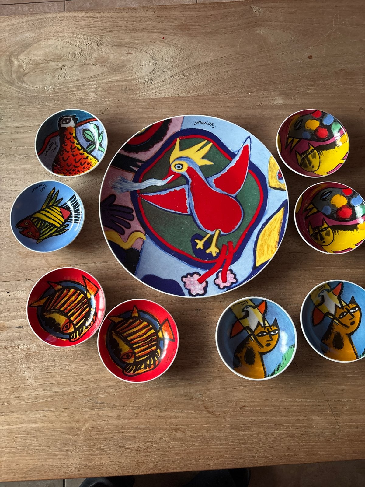 Corneille Servies: Grote Schaal & 8 Kommetjes - Uniek Design, Ophalen