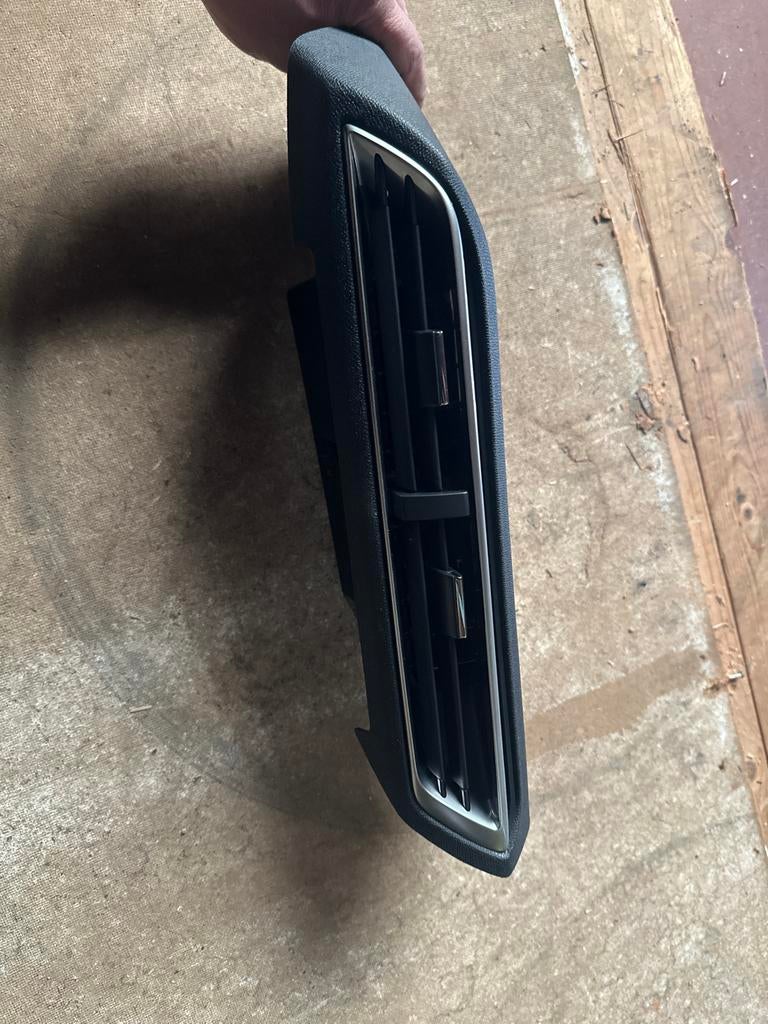 Dashboard ventilatierooster Peugeot 3008 (2019), Ophalen of Verzenden, Gebruikt, Peugeot
