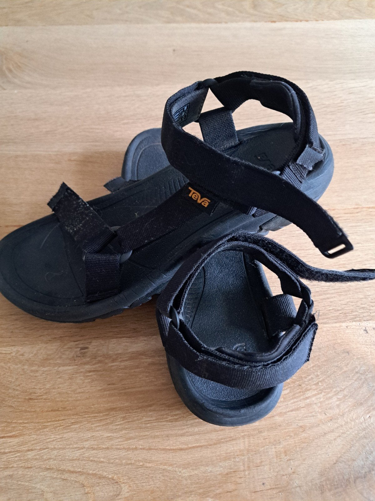 Teva sandalen zwart - maat 42, Sandalen, Zwart, Gedragen, Ophalen of Verzenden