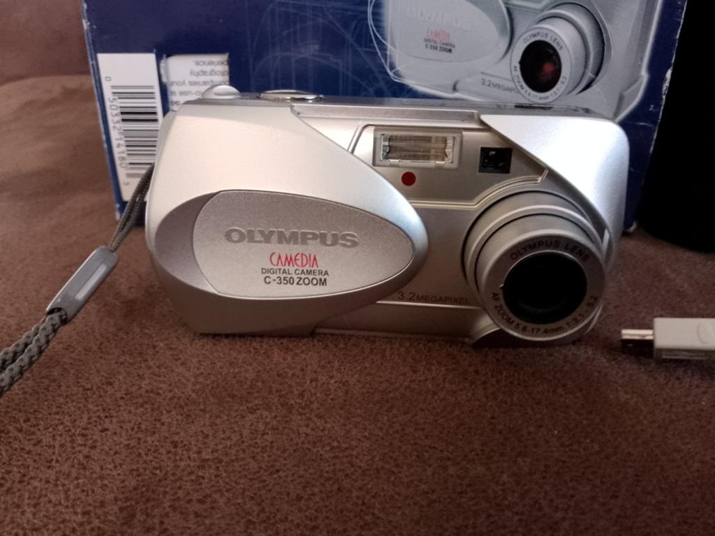Olympus camedia C 350 zoom, 3x3 digitale compact camera, Ophalen, Olympus
