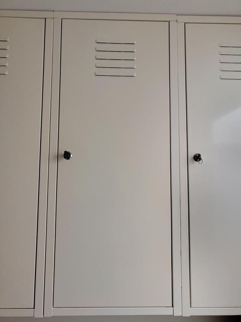 5 plankjes voor IKEA PS lockerkast, Ophalen of Verzenden, Zo goed als nieuw