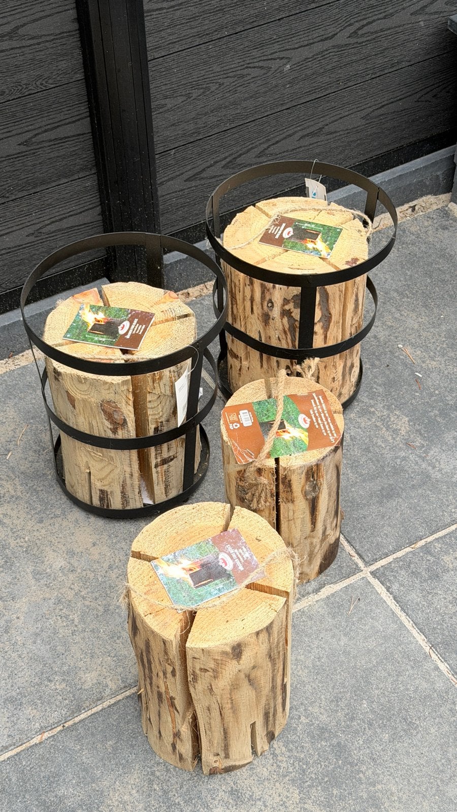 Boomstam vuurtjes  bijna gratis . Nog nieuw ., Tuin en Terras, Haardhout, Minder dan 3 m³, Ophalen of Verzenden, Overige houtsoorten