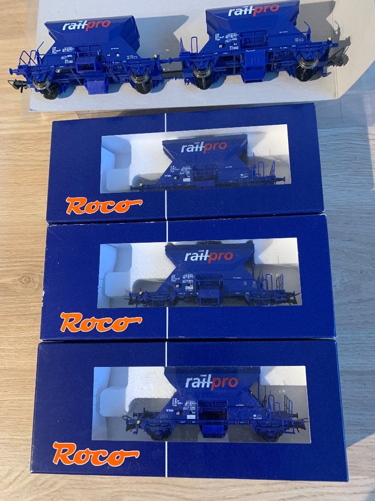 Roco 5 x onderlosser/zelflosser Railpro, blauw, 2 as, Gelijkstroom, Wagon, Ophalen of Verzenden, Zo goed als nieuw