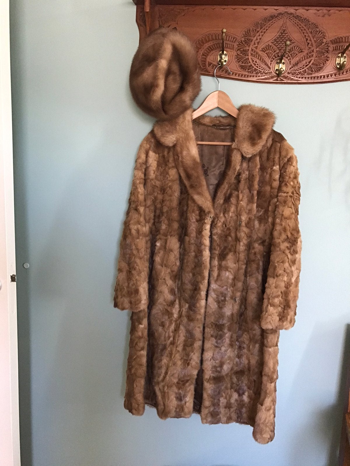 bontjas met bijpassende muts, camelkleurig, Ophalen of Verzenden, Gedragen, Maat 38/40 (M), Overige kleuren