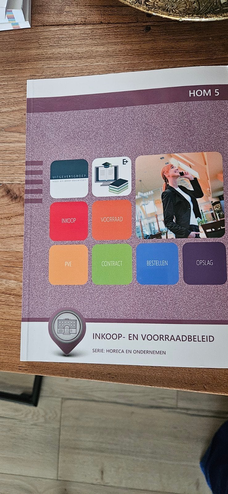 HOM 5: Inkoop- en Voorraadbeleid Horeca en Ondernemen, Onbekend, Ophalen of Verzenden, Zo goed als nieuw, MBO