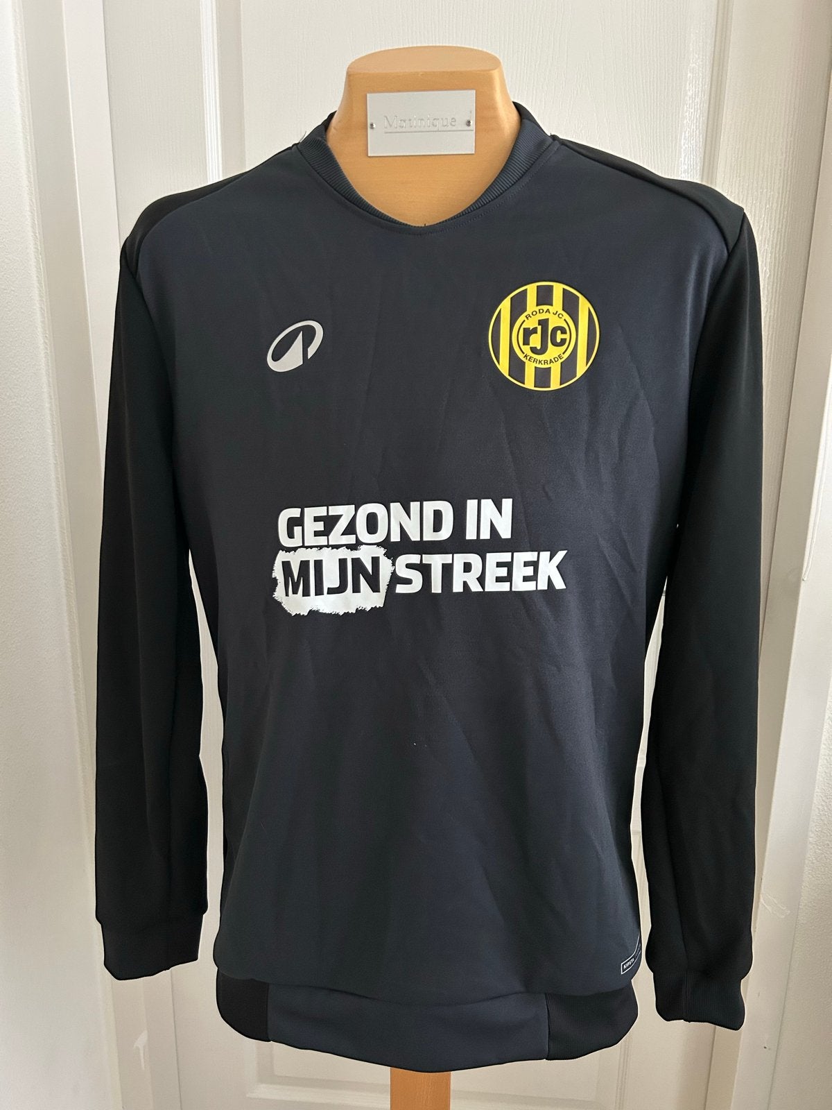 NIEUW Roda JC Kerkrade Trainingsshirt Maat L Kipsta AKTIE!!!, Maat L, Ophalen of Verzenden, Nieuw, Shirt