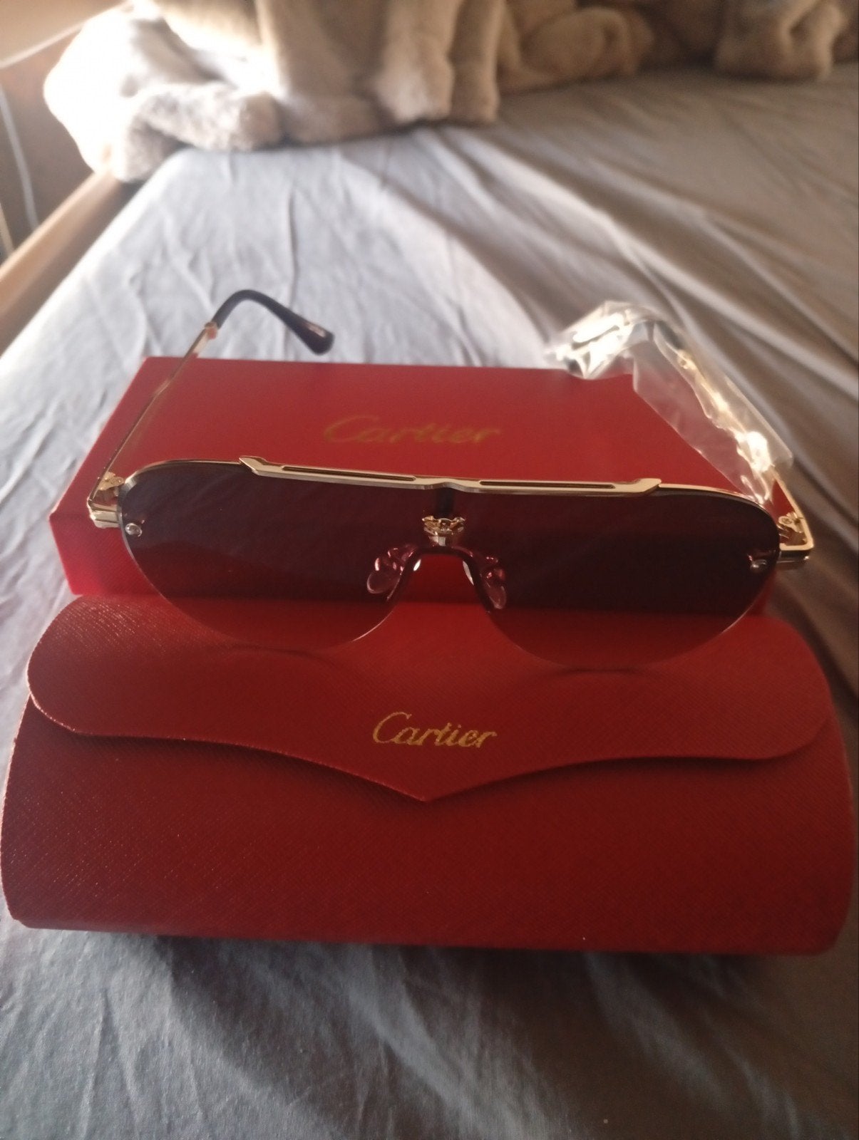 Cartier Zonnebril - nieuw, Sieraden, Tassen en Uiterlijk, Zonnebrillen en Brillen | Dames, Ophalen of Verzenden, Zo goed als nieuw