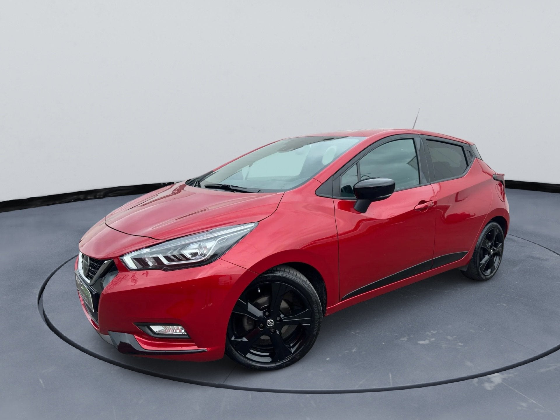 Nissan Micra 1.0 IG-T N-Sport Navigatiesysteem Achteruitrijc, Auto's, Gebruikt, Zwart, 1055 kg, 93 pk