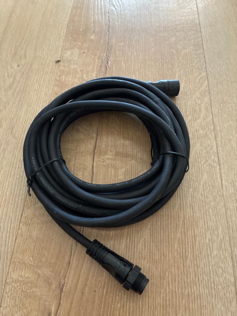 Philips Hue buitenkabel - Verleng je slimme verlichting, Ophalen of Verzenden, Gebruikt, 2 tot 5 meter, Overige kabels