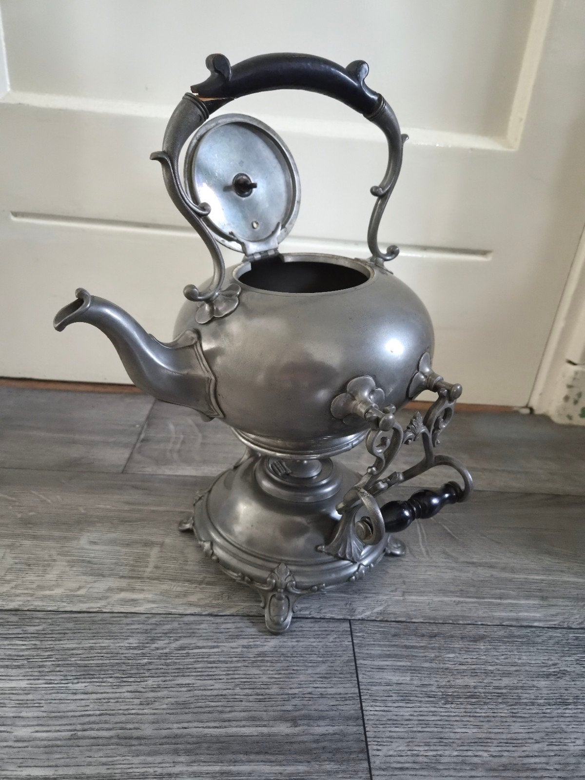 Antieke theeketel op standaard Broadhead & Co (met brander), Antiek en Kunst, Ophalen