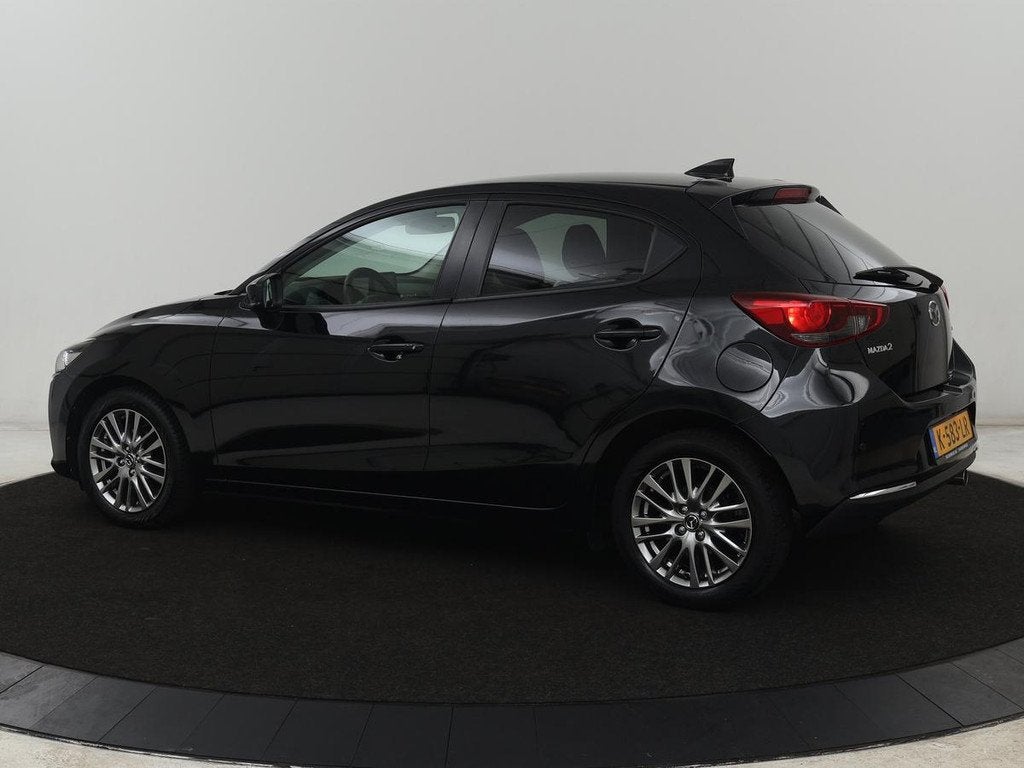 Mazda 2 1.5 Skyact-G Luxury | Stoel & stuurverwarming | Head, Voorwielaandrijving, Stof, 4 cilinders, Zwart