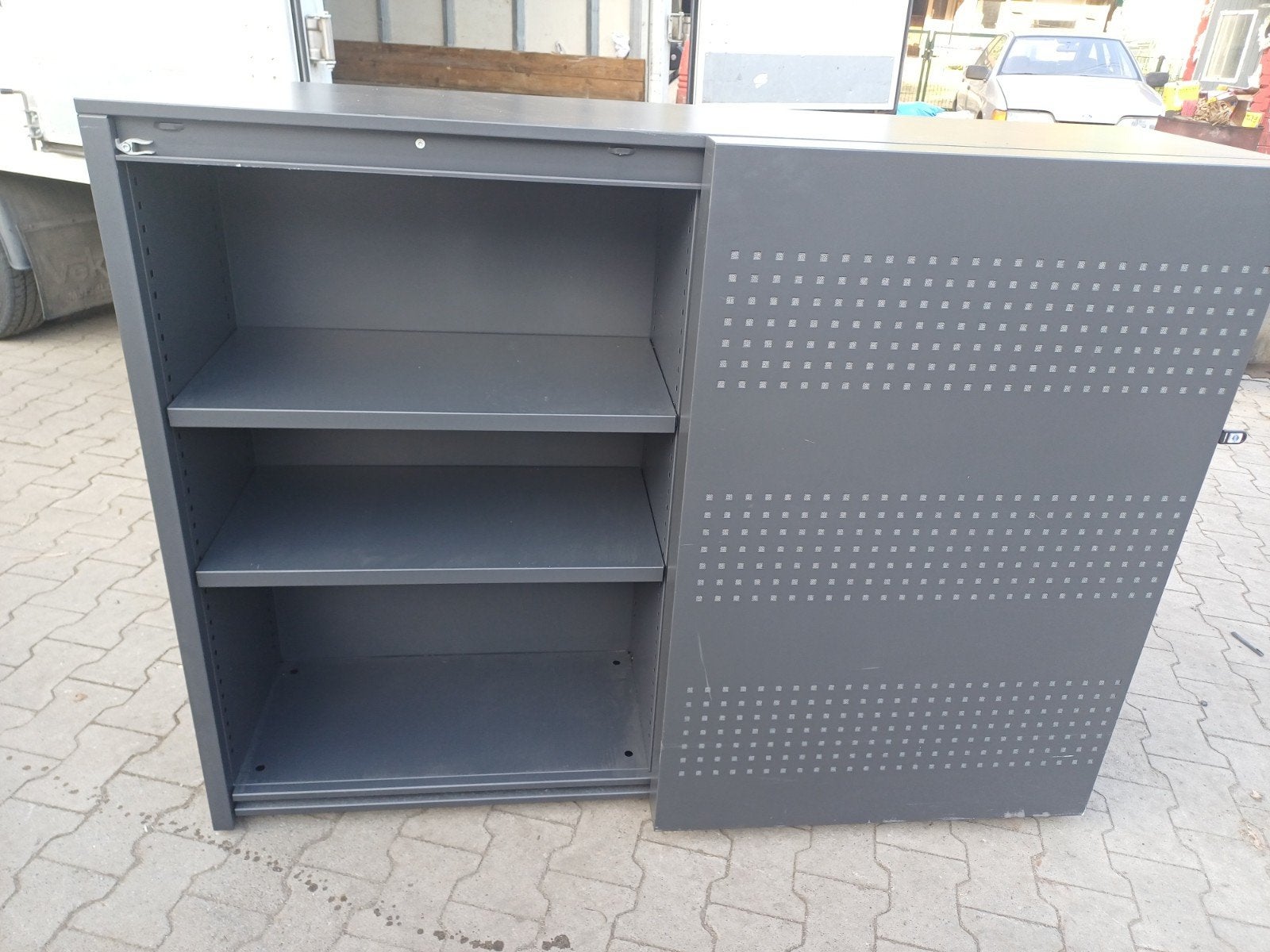 metalen, ijzeren schuifdeur kast, Ophalen, 25 tot 50 cm