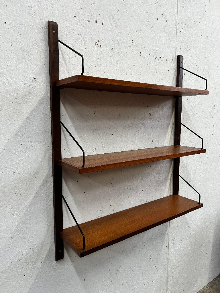 Vintage Poul Cadovius wandsysteem, Royal System, Met plank(en), Gebruikt, Teakhout, Onbekend