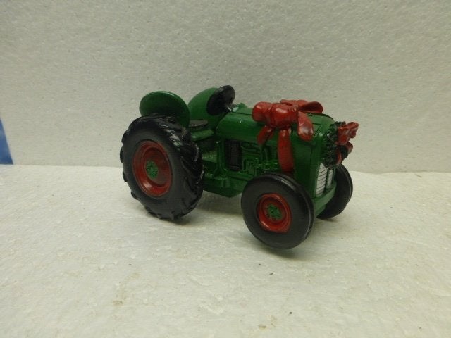 lemax all I want for Christmas kerstdorp tractor accessoires, Diversen, Kerst, Ophalen of Verzenden, Zo goed als nieuw
