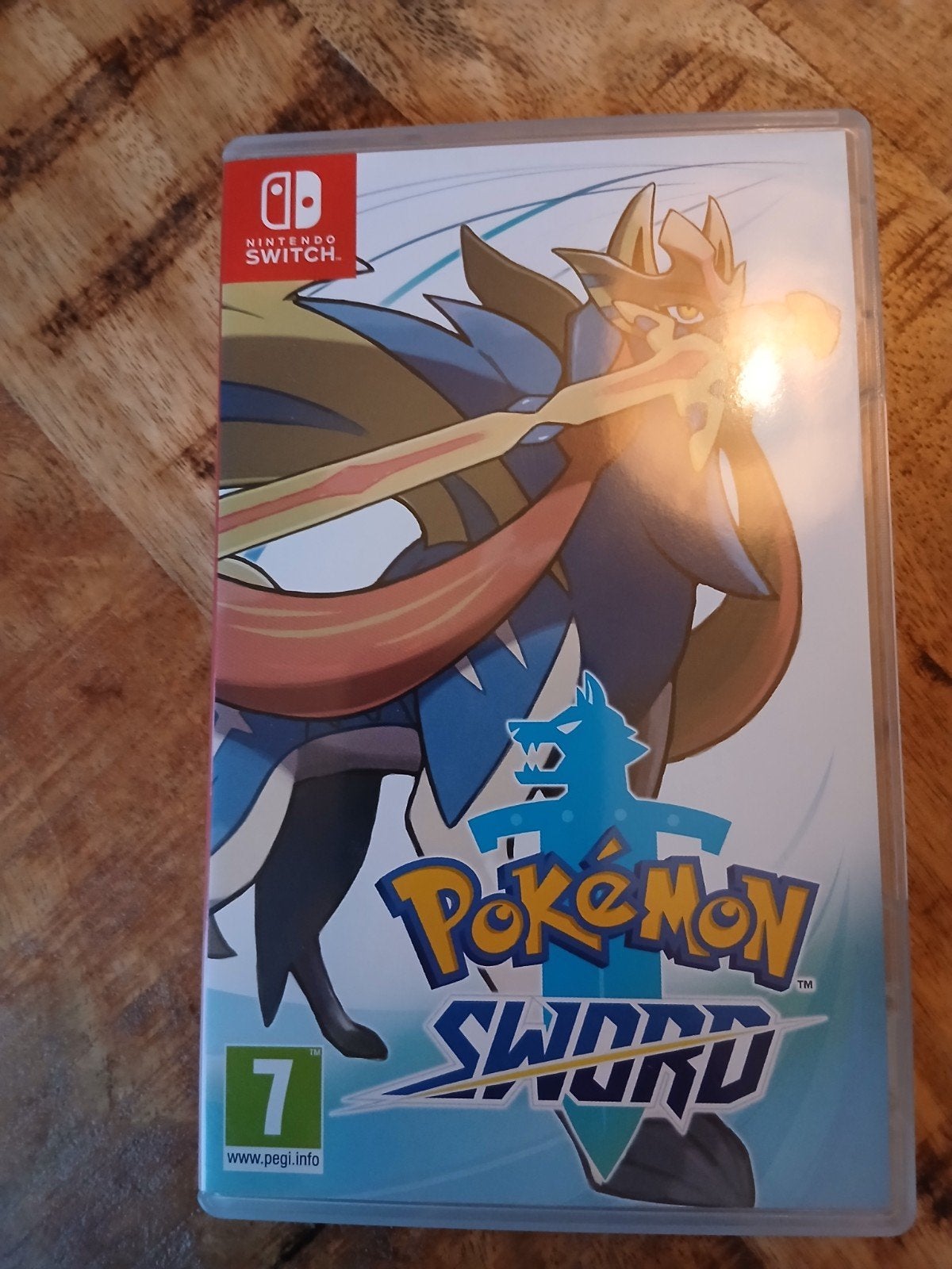 Pokémon Sword Nintendo Switch - Zo goed als nieuw, Online, 1 speler, Ophalen of Verzenden, Zo goed als nieuw