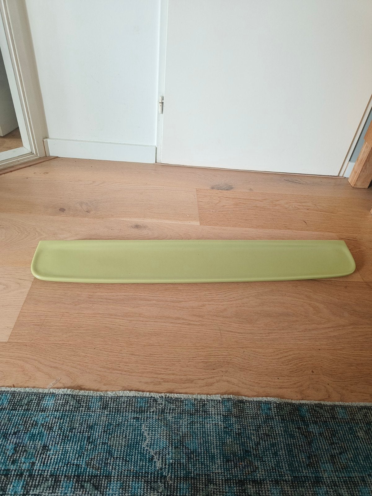 Vintage groen porseleinen planchet retro / Mid-Century, Ophalen, Zo goed als nieuw