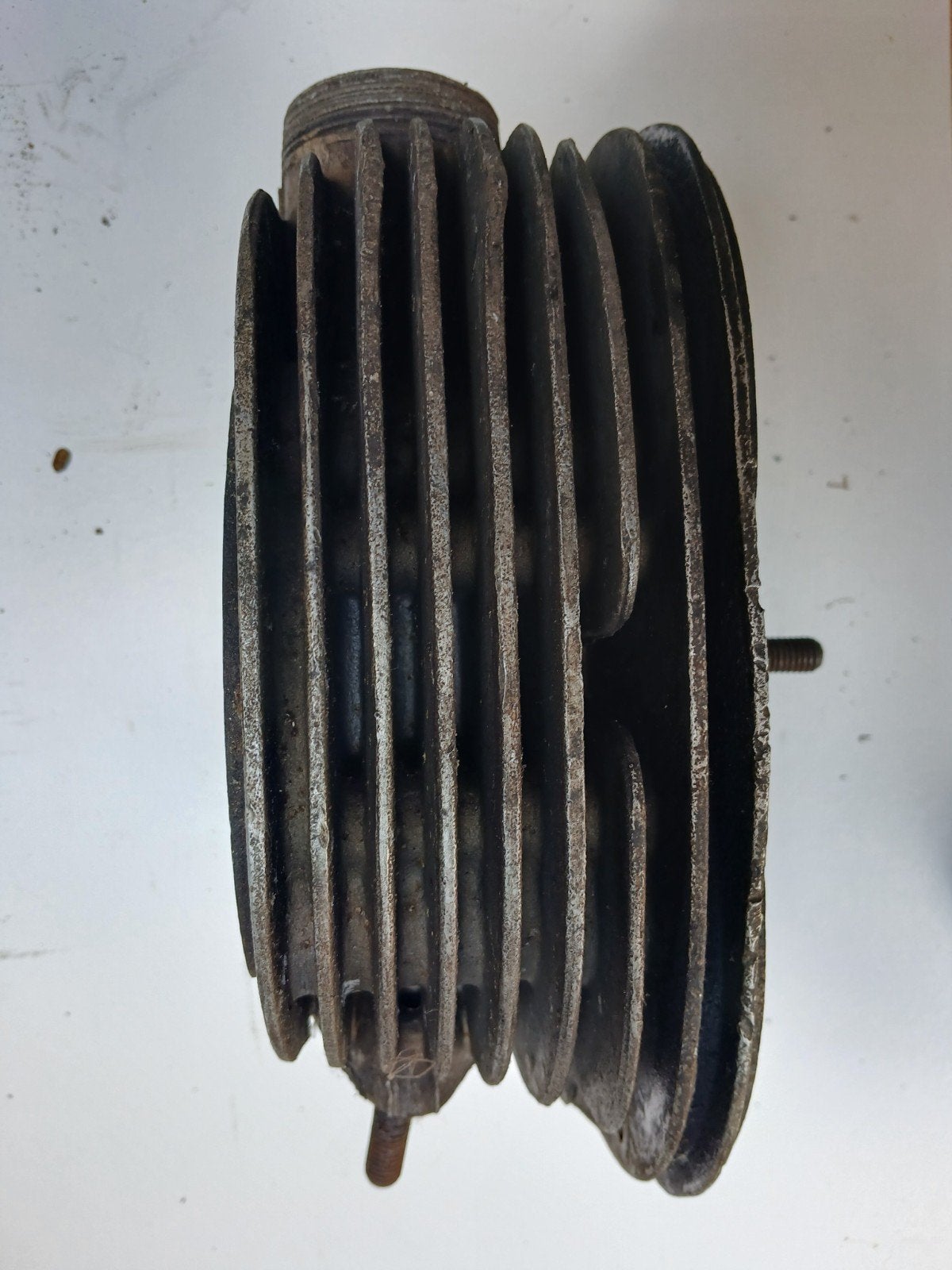 Cilinderkop ( links )en kleppendeksel Bmw r51 3, r67 2, Ophalen of Verzenden, Gebruikt