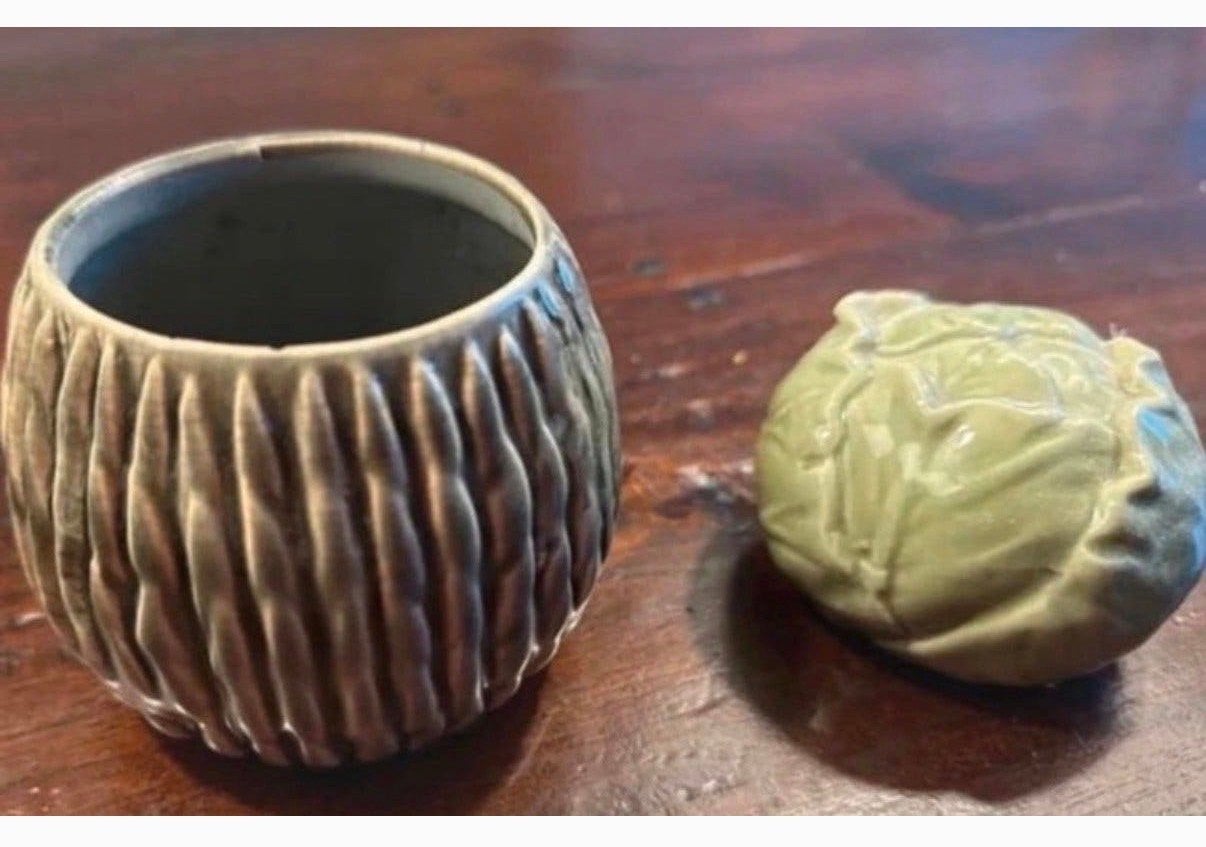 Minibloempotje met artisjok van steen - Decoratief setje, Gebruikt, Meerkleurig, Overige stijlen, Ophalen of Verzenden