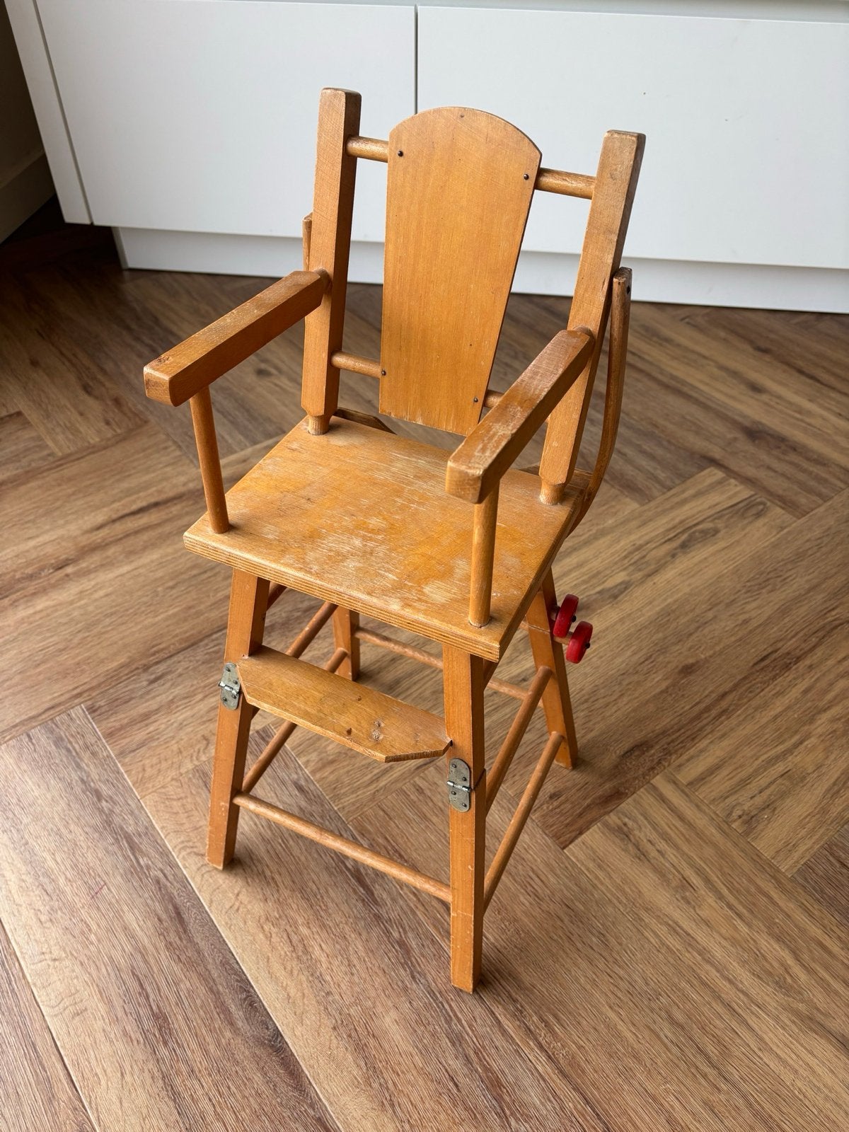 Vintage houten poppenstoel - voor baby pop, Ophalen, Gebruikt, Babypop