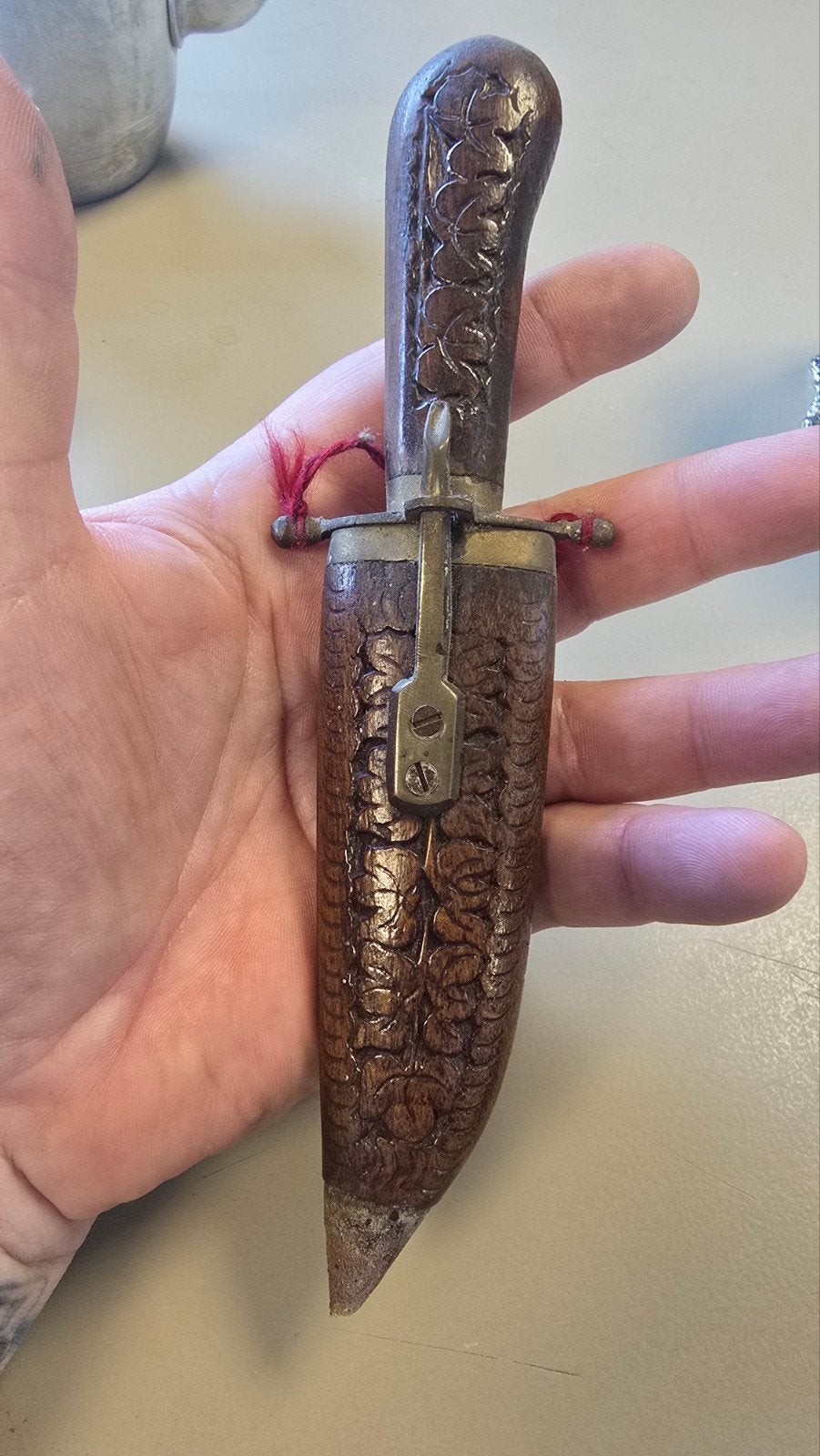 Vintage India mes met bewerkt houten handvat en schede, Ophalen of Verzenden