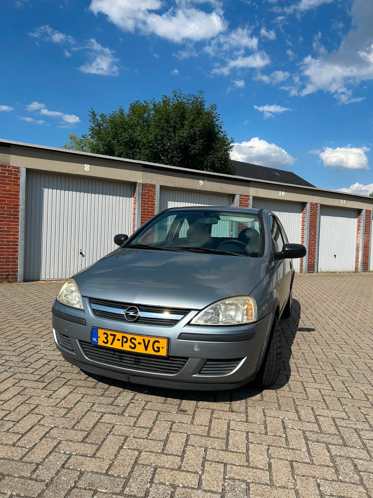 Opel Corsa 1.2 16V Twinport 3D 2004 Grijs, Voorwielaandrijving, 450 kg, 31 €/maand, 4 cilinders