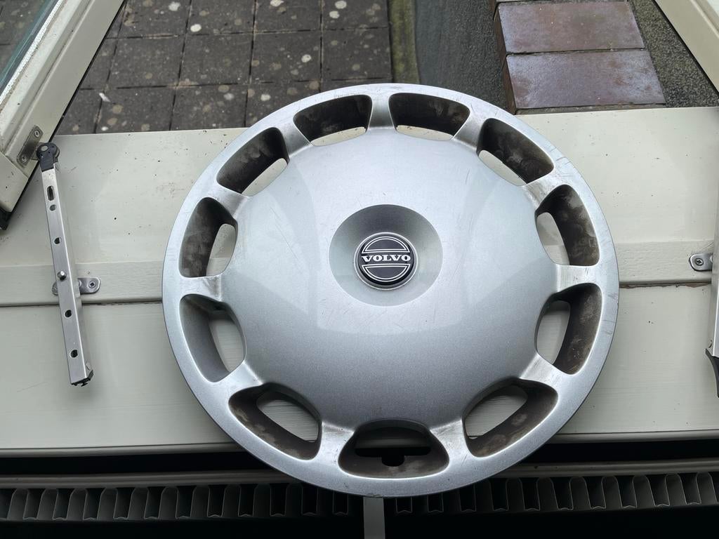 Originele Volvo wieldop 16 inch (30714561), Auto diversen, Wieldoppen, Ophalen of Verzenden, Gebruikt