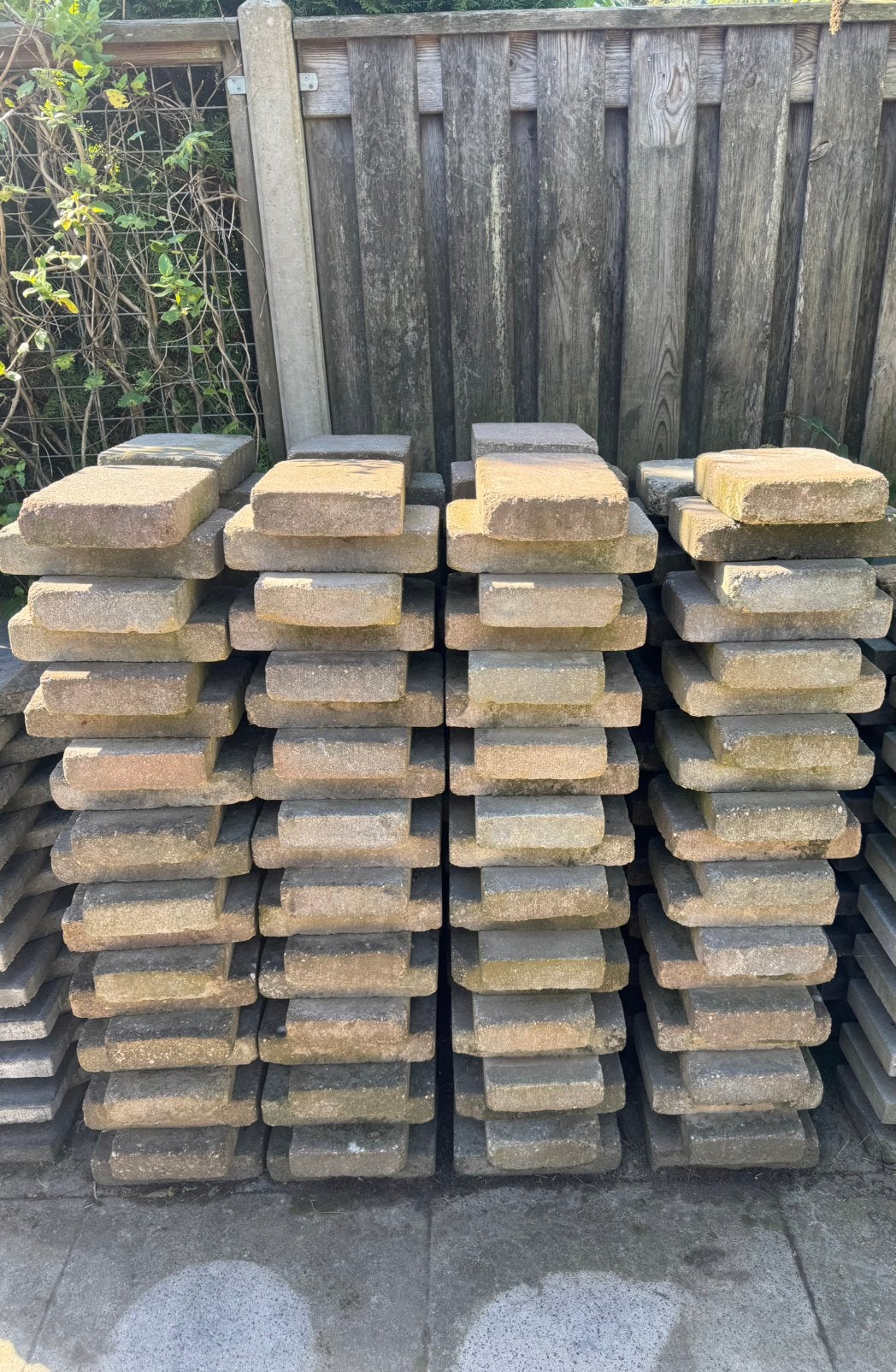 Gratis Stenen, Tuin en Terras, Ophalen, Gebruikt, Beton, Klinkers