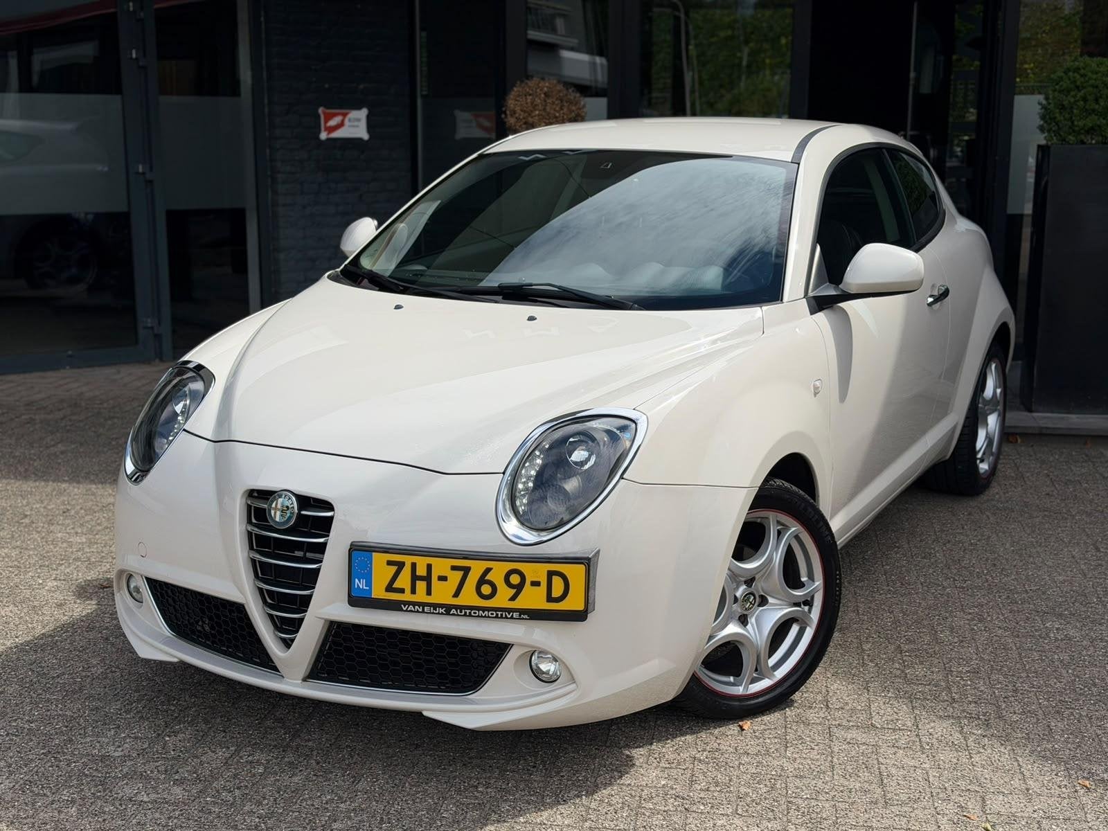 Alfa Romeo MiTo 1.4 Distinctive, Auto's, Alfa Romeo, Voorwielaandrijving, Euro 5, Stof, Gebruikt