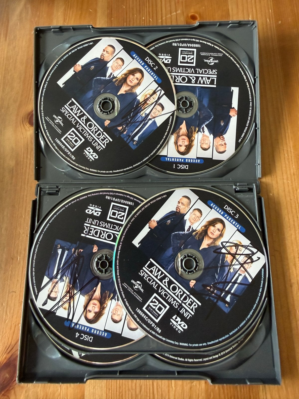 Law & Order: Special Victims Unit - complete Seizoen 20 dvd, Nederlands, Vanaf 12 jaar, Gebruikt, Engels