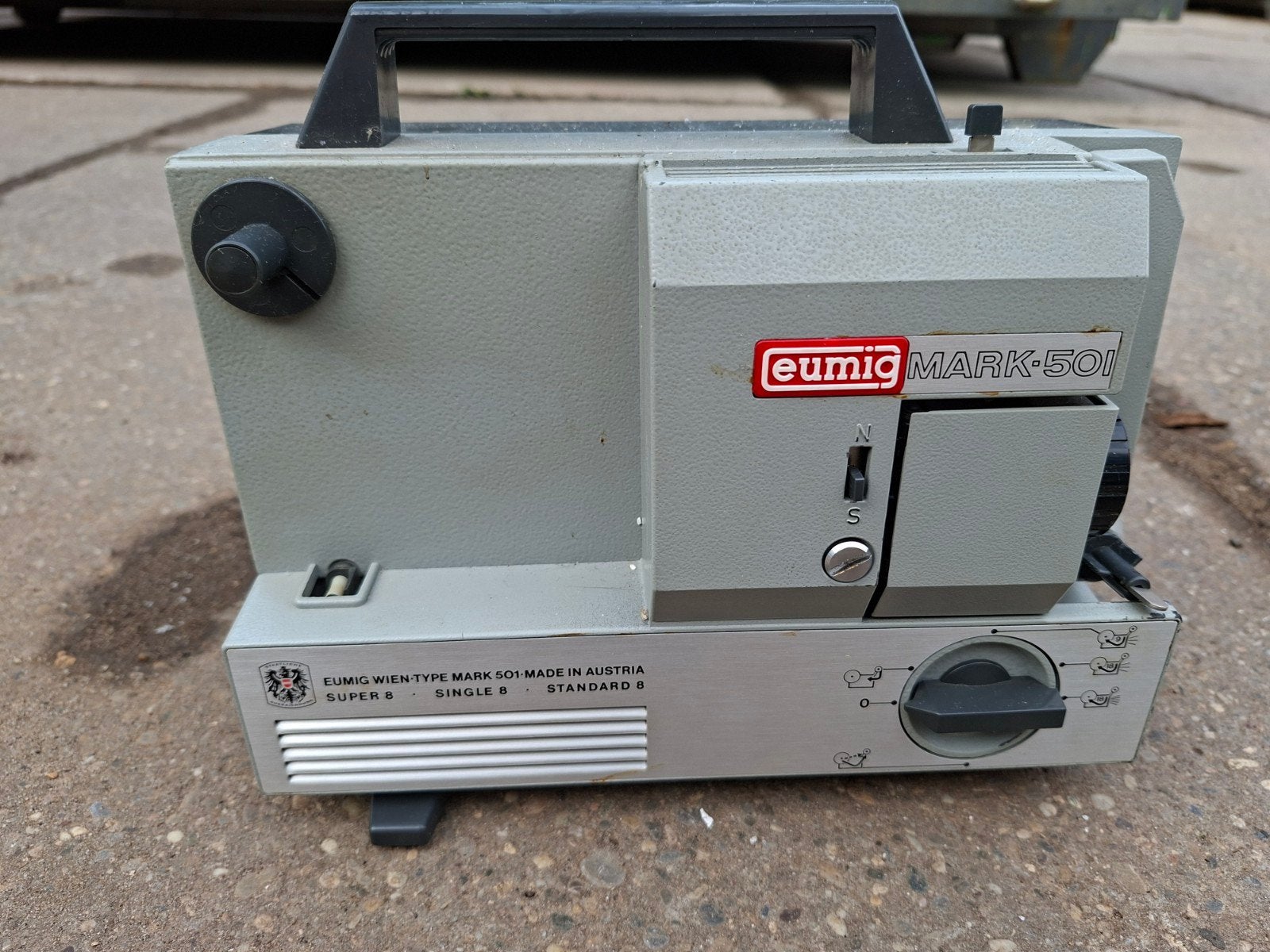 Euimg Mark 501 Super 8 Filmprojector - Vintage Oostenrijks, Ophalen, Gebruikt, Met scherm