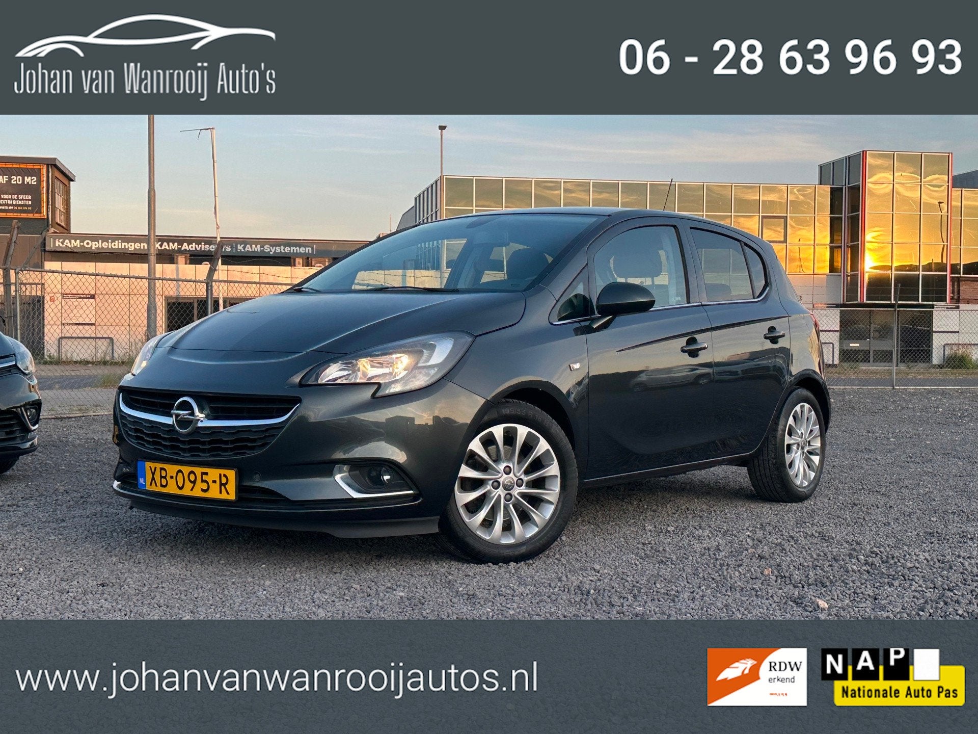 Opel Corsa 1.0 Turbo Online Edition/CAMERA/NAVI/NW APK, Auto's, Voorwielaandrijving, Leder en Stof, 49 €/maand, Origineel Nederlands