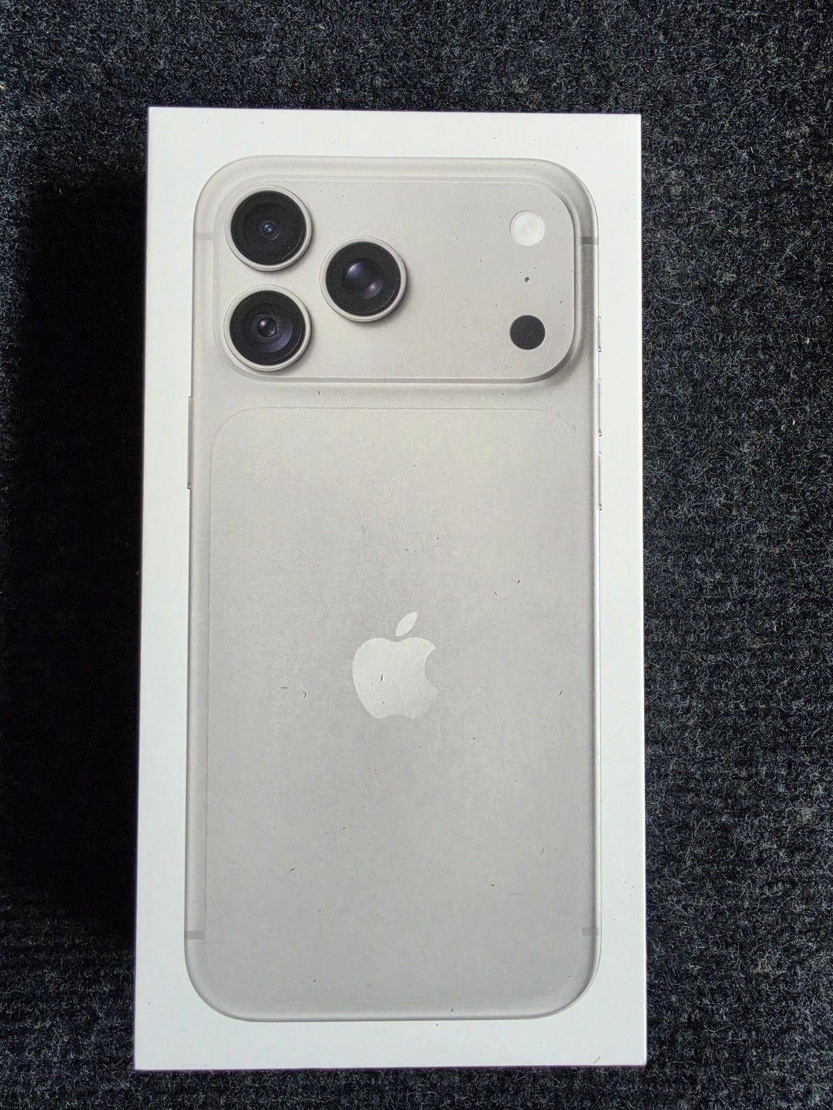 splinternieuwe iphone 18 pro max ,kleur zilver , 2 tb, Ophalen of Verzenden, Nieuw, Zilver