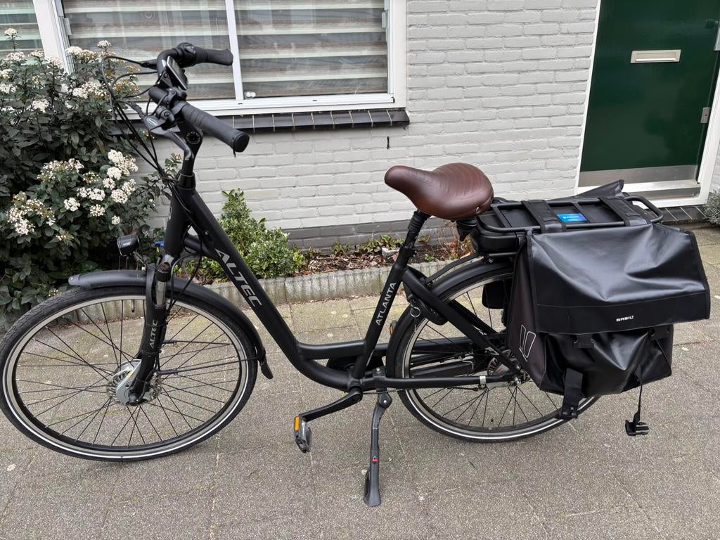 Elektrische fietsen,Altec,atlanta, Zo goed als nieuw, 51 tot 55 cm, 30 tot 50 km per accu, Ophalen