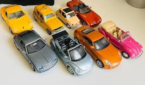 8 model auto’s schaal 1:24, Ophalen of Verzenden, Zo goed als nieuw, Auto, Overige merken
