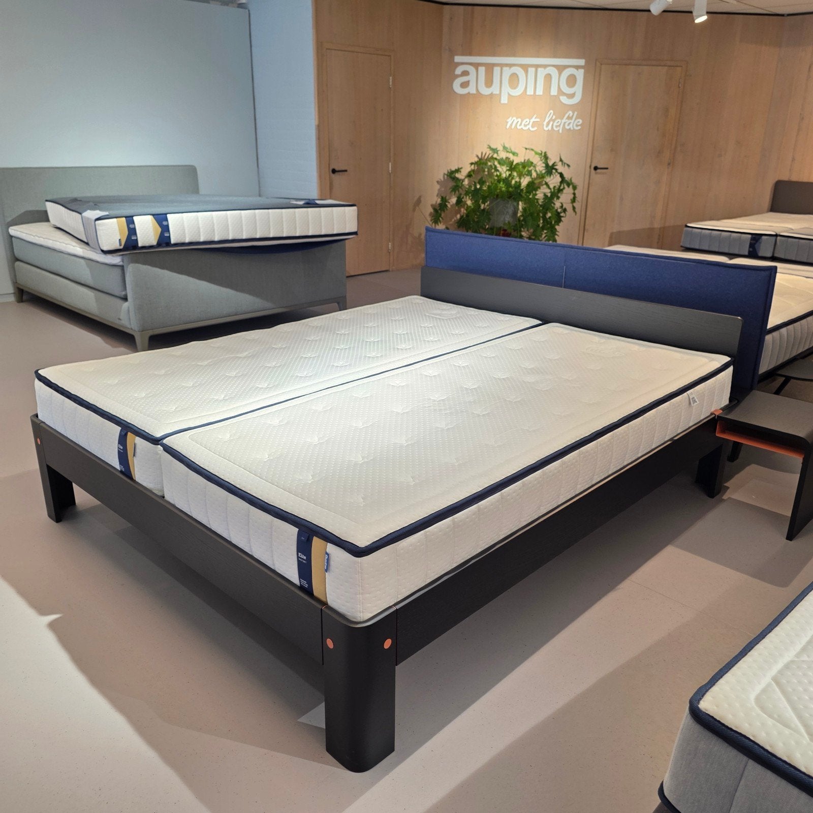 Showroom Auping Auronde Bed 180x210 + Elite Matrassen, 210 cm, Tweepersoons, Ophalen of Verzenden, Zo goed als nieuw