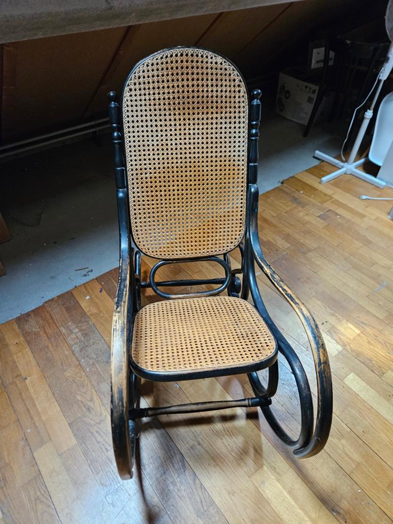 Vintage Schommelstoel met Rotan Zitting en Rugleuning, Ophalen