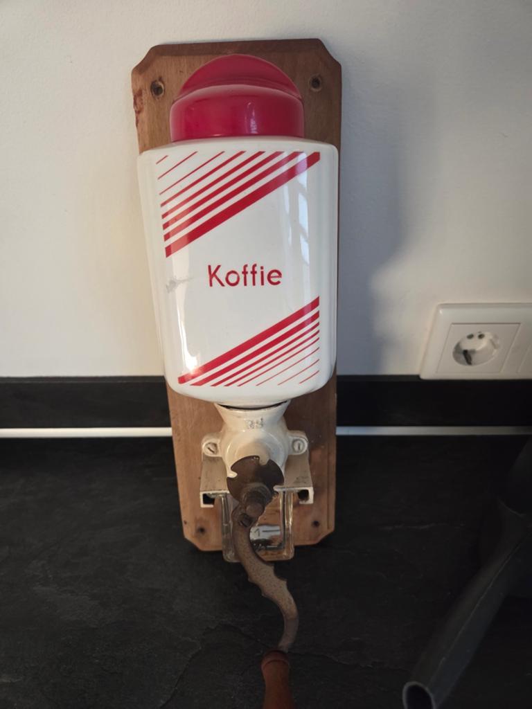 Vintage Porseleinen Koffiemolen, Antiek en Kunst, Antiek | Keukenbenodigdheden, Ophalen