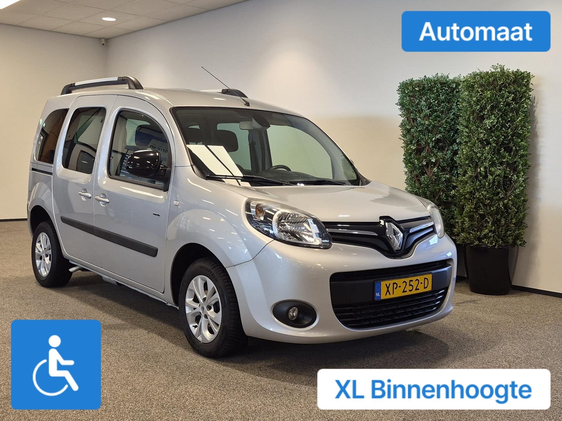 Renault Kangoo Rolstoelauto Automaat XXL-Ombouw 150cm binnen, 12 maanden, Gebruikt, Kangoo, 1377 kg