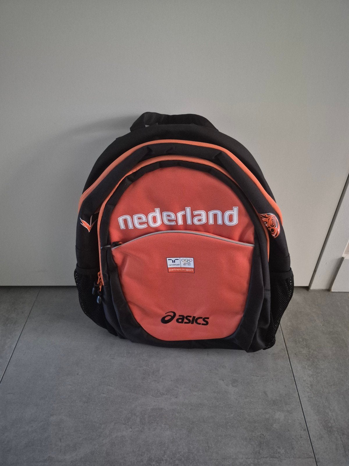Asics Nederland Rugzak - Oranje/Zwart, Gebruikt, Minder dan 30 cm, Minder dan 25 cm, Ophalen