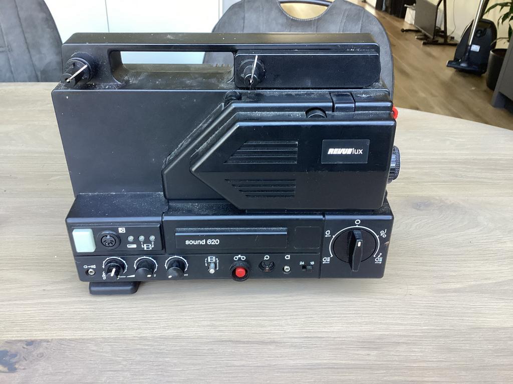 Gratis Revuelux sound 620, Ophalen, Zo goed als nieuw