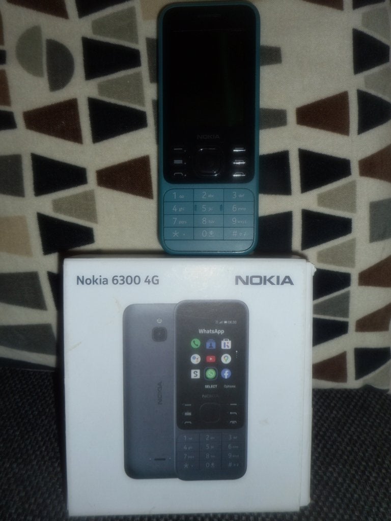 nokia 6300 4g telefoon, Zwart, Ophalen of Verzenden, Zo goed als nieuw, Klassiek of Candybar